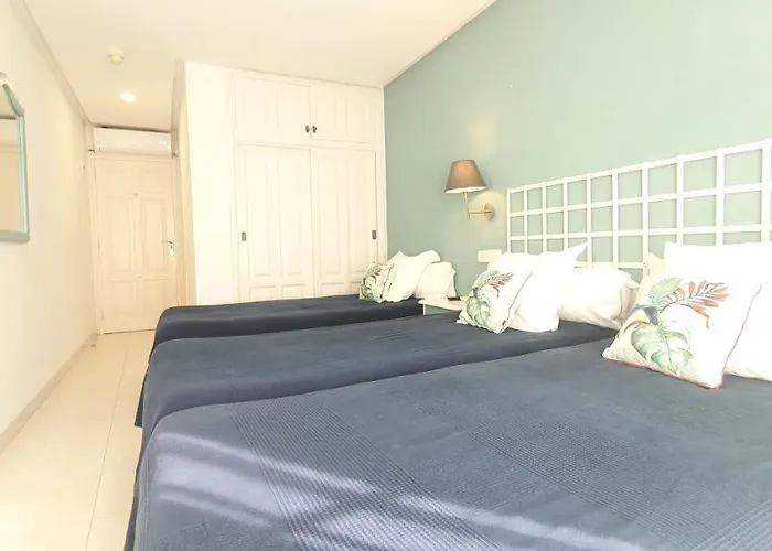Hotell Hugo &